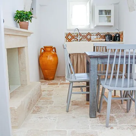 לינה וארוחת בוקר Agrosilente 4*