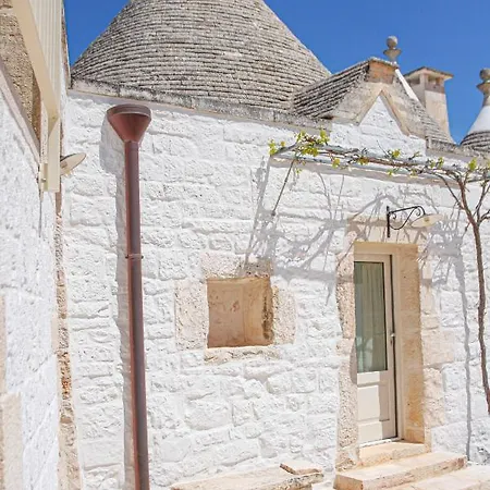 Agrosilente לינה וארוחת בוקר 4*